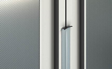 Bild eines diffusionsdichten Fugenabschlusses mit dem Dichtband für Fassaden TA ALU.
